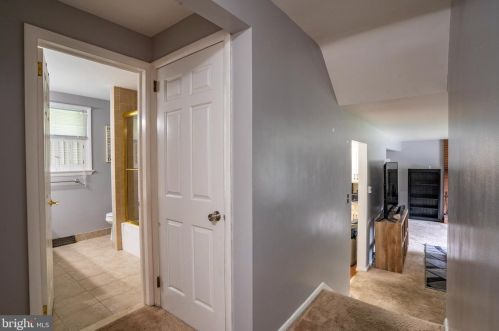 41 Springhouse Rd, Lancaster PA  17603-6619 exterior