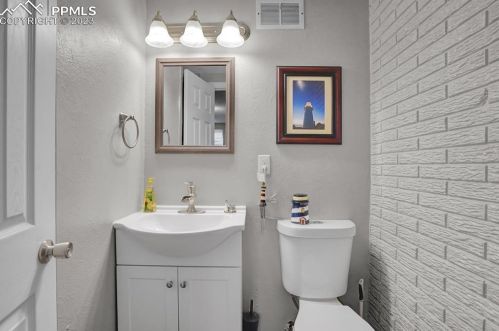 1350 Woodmoor Dr, Woodmoor CO  80132-9078 exterior