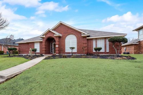 4909 Springtree Ln, Garland TX  75048-4189 exterior