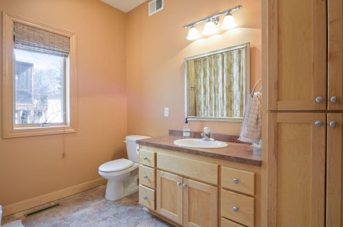 2479 Grey Eagle Cir, Saint Paul MN  55129-6221 exterior