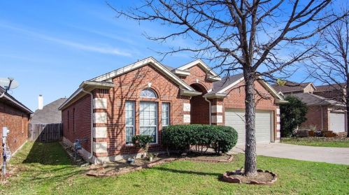 6036 Horse Trap Dr, Fort Worth TX  76179-7554 exterior