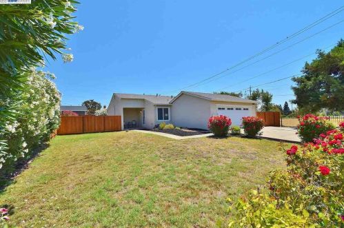 9872 Del Mar Dr, San Ramon, CA 94583-3226