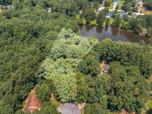 3890 Sundowner Ct, Conyers GA  30094-3870 exterior