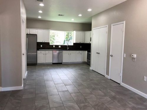 2917 16th St, Austin TX  78702-1540 exterior