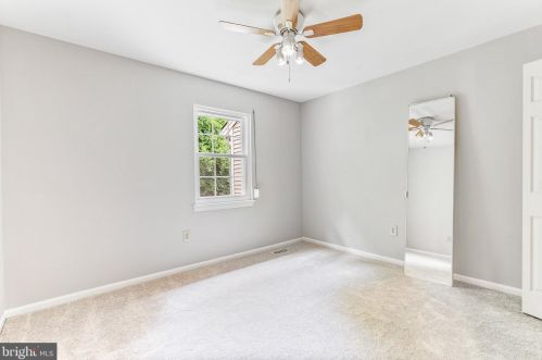 10014 Downeys Wood Ct, Springfield VA  22015-2730 exterior