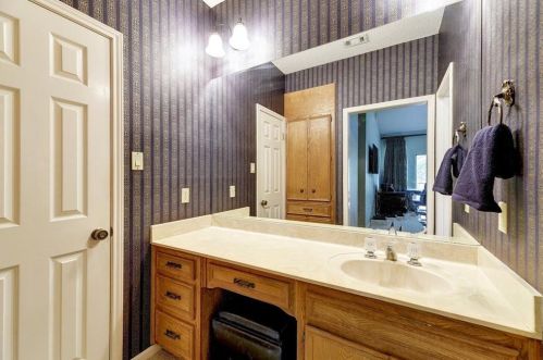 1517 Ben Crenshaw Way, Austin TX  78746-6163 exterior