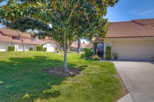 6508 Camino Capistrano, Carlsbad CA  92009-4520 exterior
