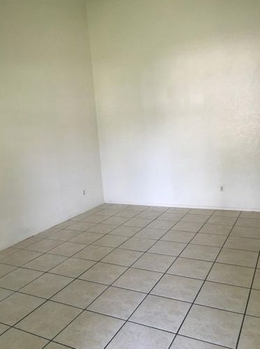 7900 Brodie Ln, Austin TX  78745-6738 exterior