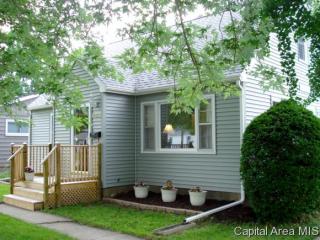 1282 Bridge Ave, Galesburg, IL 61401-2412