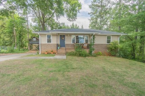 42 Mountain View Ct, Marietta, GA 30060-6635
