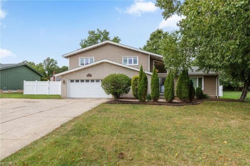 2970 Richmond Rd, Cleveland, OH 44122-3248