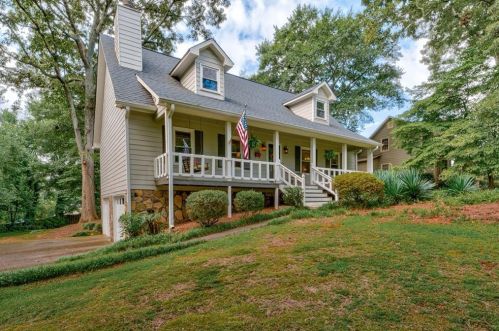 210 Lexington Dr, Holly Springs, GA 30188-2916