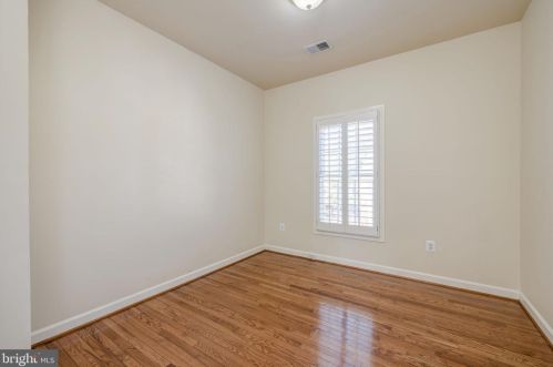 6235 Levi Ct, Springfield VA  22150-1190 exterior