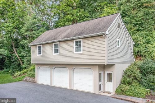 173 Marticville Rd, Lancaster PA  17603-9659 exterior