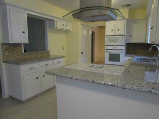 12710 Trail Hollow Dr, Houston TX  77024-4011 exterior