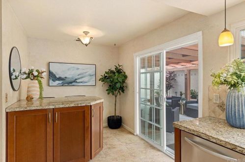 1096 Ponderosa Ave, San Marcos CA  92069-2146 exterior