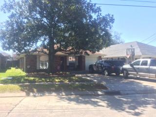 4728 Fairfield St, Metairie LA  70006-2744 exterior