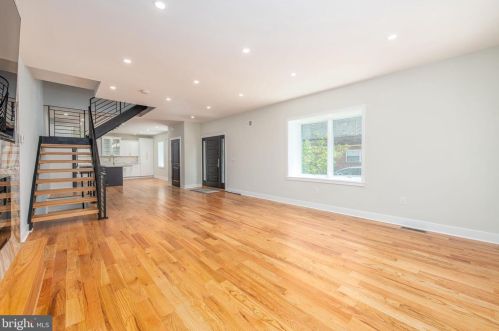 1165 12 St, Philadelphia PA 19148-1002 exterior