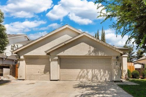 451 De Bord Dr, Tracy, CA 95376-7043