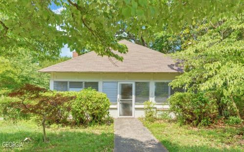 36 Highland Ave, Toccoa, GA 30577-2254