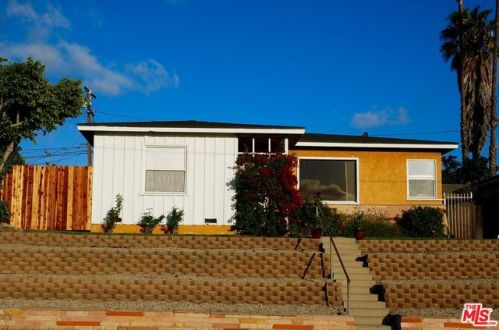 11802 Spinning Ave, Hawthorne, CA 90250-1985