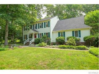 831 Castle Hollow Rd, Midlothian, VA 23114-4451