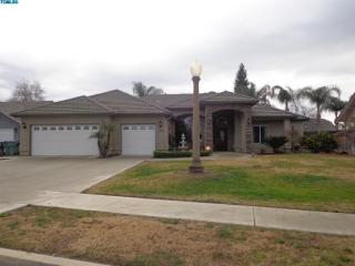 601 Modoc Ave, Visalia, CA 93292-7646