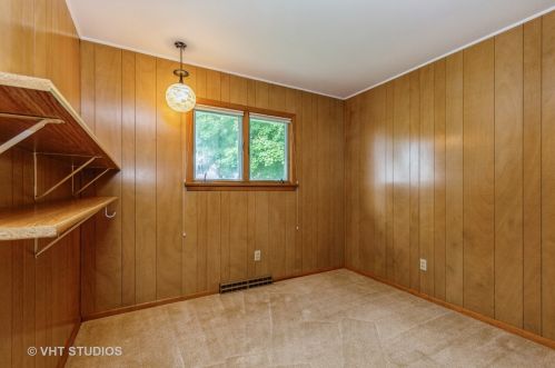 15354 Plank Rd, Sycamore IL  60178-8743 exterior