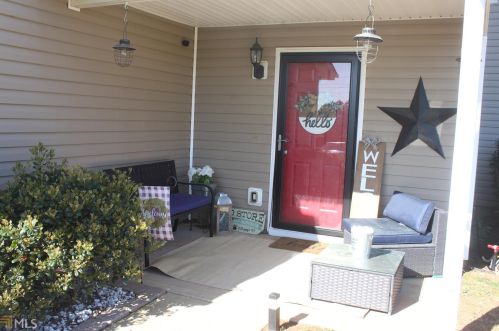 121 Potomac Dr, Jackson, GA 30233-3410