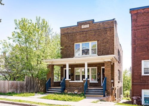 18 5th St, Duluth, MN 55806-3933
