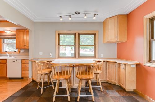 2495 13th Ave, Saint Paul MN  55109-2437 exterior