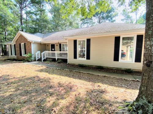 124 Huntington Dr, Lagrange, GA 30240-8891