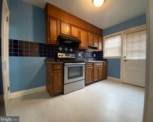 810 Fremont St, Lancaster, PA 17603-5442