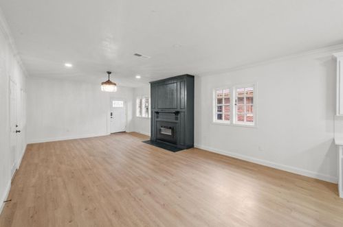 2225 Fairmount Ave, Fort Worth TX  76110-1326 exterior