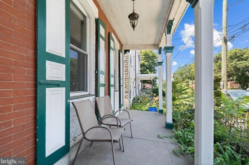 377 Lyceum Ave, Philadelphia, PA 19128-4818