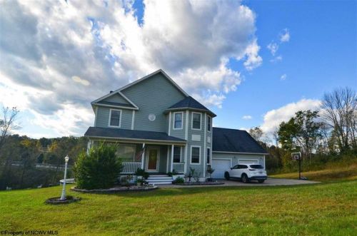 335 Vitez Dr, Morgantown, WV 26508-2541