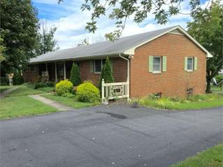 38 Middle River Dr, Verona, VA 24482-2561