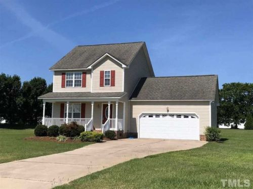 21 Serenity Pointe Dr, Selma, NC 27576-7320