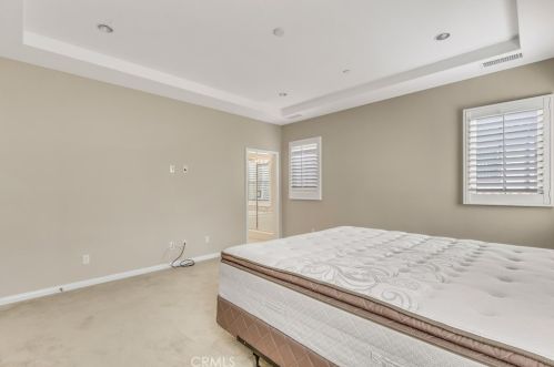 81 Kimbal, Irvine CA  92620 exterior