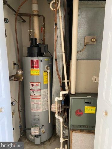 108 Orchard Ln, Hanover PA  17331-5013 exterior