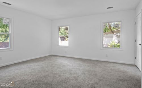 831 Mercury Dr, Atlanta GA  30331-0033 exterior