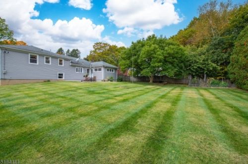 500 Valley View Ave, Hackettstown, NJ 07840-1416