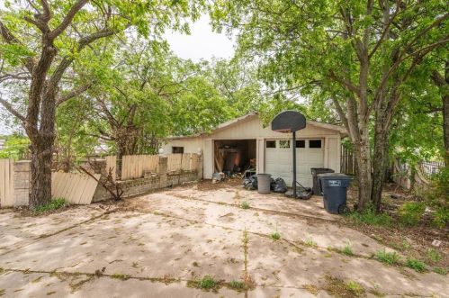 3320 Tex Blvd, Fort Worth TX  76116-4228 exterior