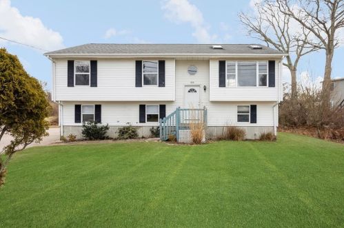 808 Point Judith Rd, South Kingstown, RI 02882-4543