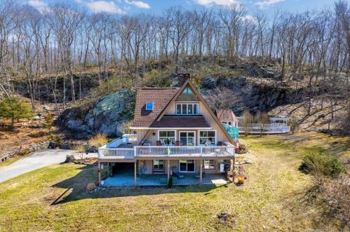 65 Bokum Rd, Chester CT  06412-1339 exterior
