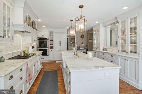 40 Upland Way, Haddonfield NJ 08033-3518 exterior