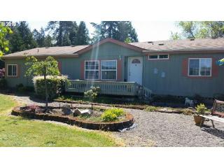 579 Grandview St, Glide, OR 97443-0349