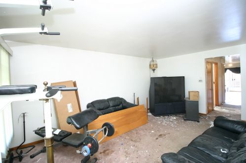 9624 Perry Ave, Chicago, IL 60628-1344