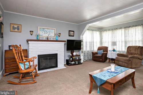 3240 48 St, Camden NJ 08109-2108 exterior