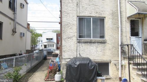 2729 10th St, Philadelphia PA 19148-5006 exterior